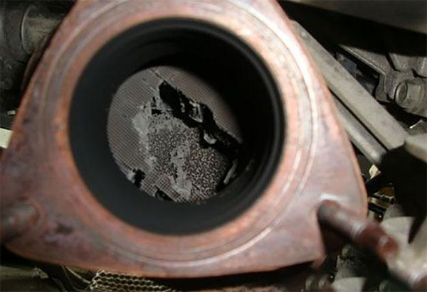 Three-way catalytic converter failure and reason1